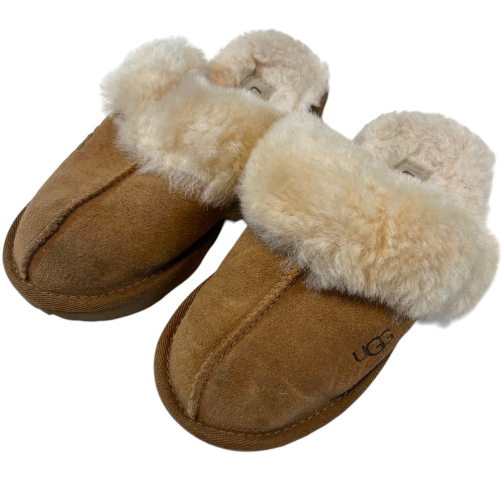 UGG Chestnut Cozy Slip On kids size 12